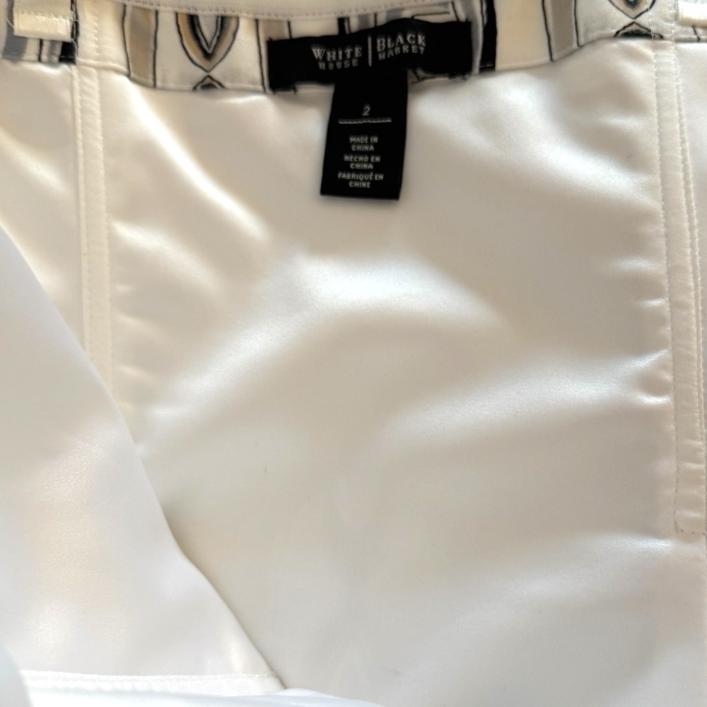 White House Black Market Studded Corset Top top Size 2 NWOT - Picture 3 of 4